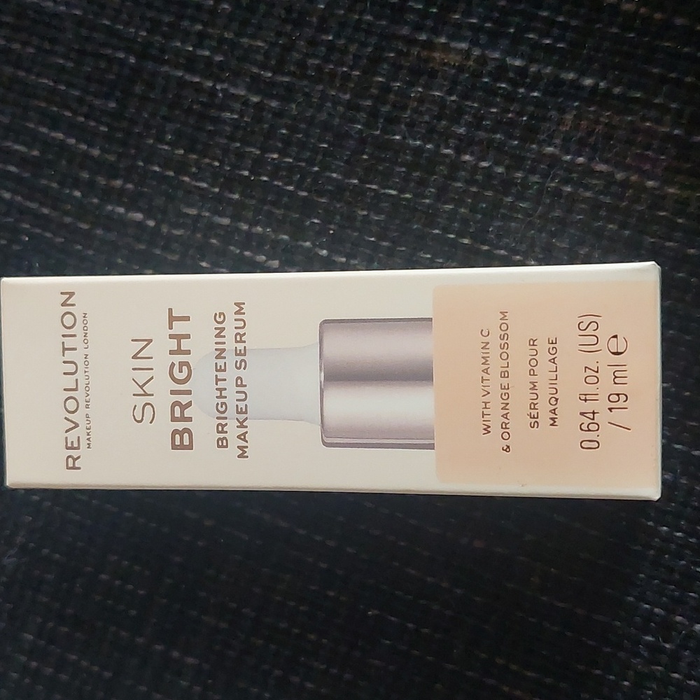 New makeup revolution skin bright‎ makeup serum